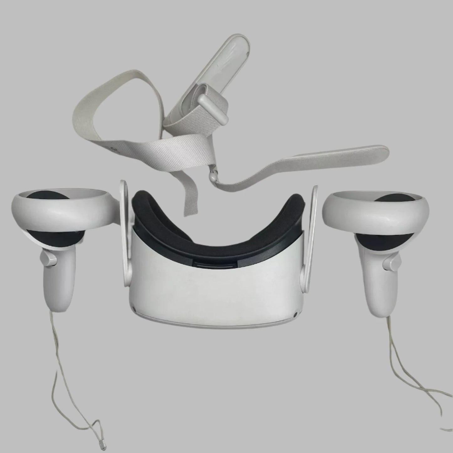 Meta Oculus Quest 2 All-In-One VR Headset (256GB, White) - (Used)
