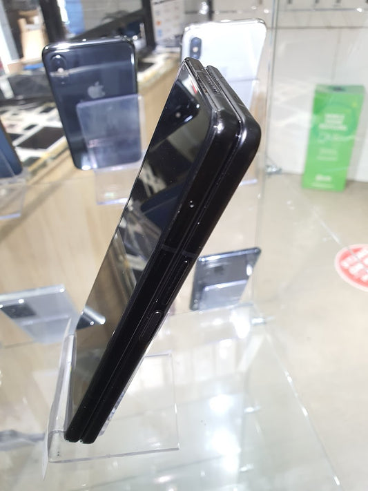 Samsung Z Fold 3 256GB Unlocked Handset (Black) Grade B (Refurbished)