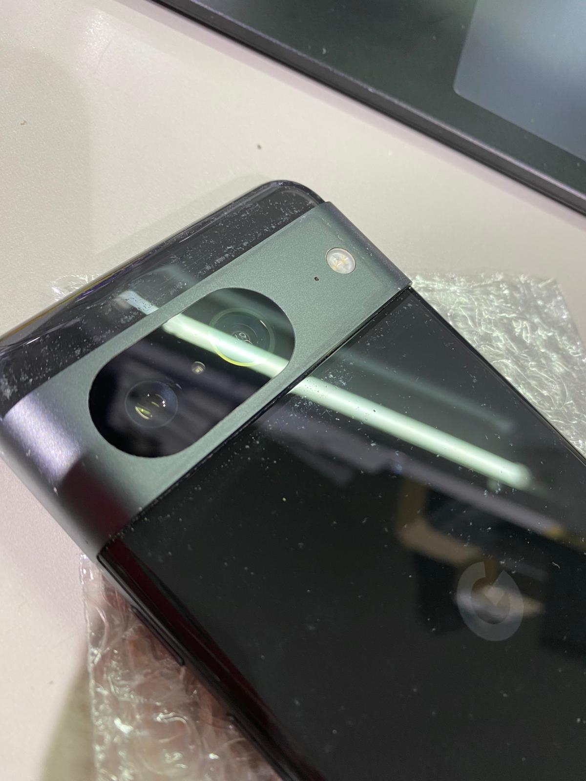Google Pixel 8 5G (128GB, Obsidian) – Pre-Loved