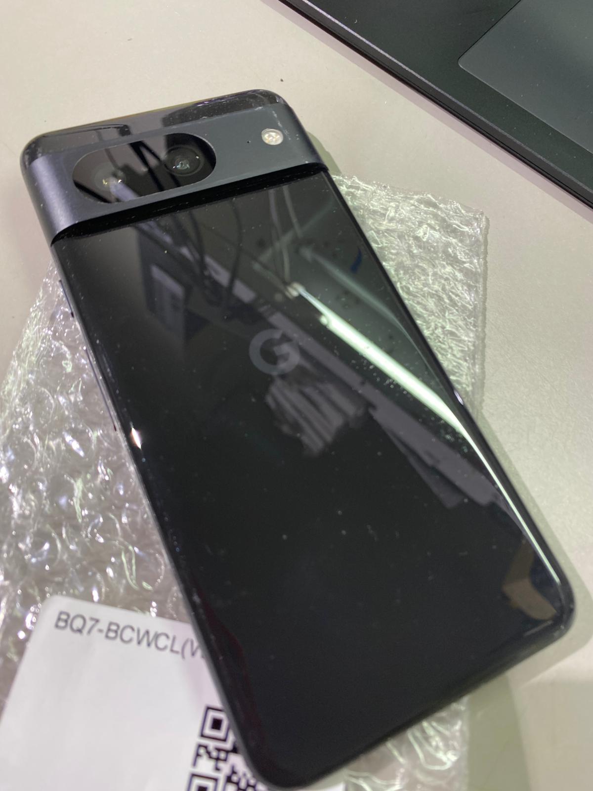 Google Pixel 8 5G (128GB, Obsidian) – Pre-Loved